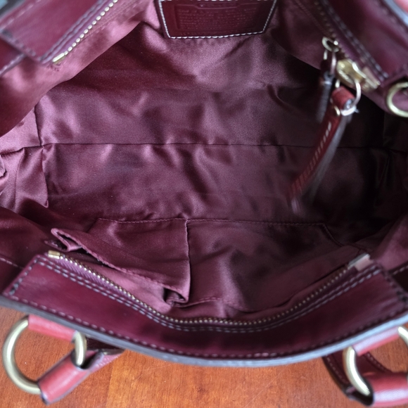 Coach 10226 Hamptons Clip Signature Embossed Red Leather Satchel Y2K Vintage - Picture 14 of 16